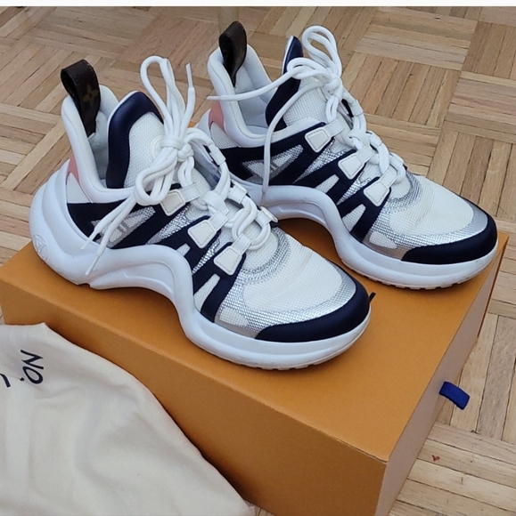 Louis Vuitton LV archlight sneakers - Picture 10 of 10